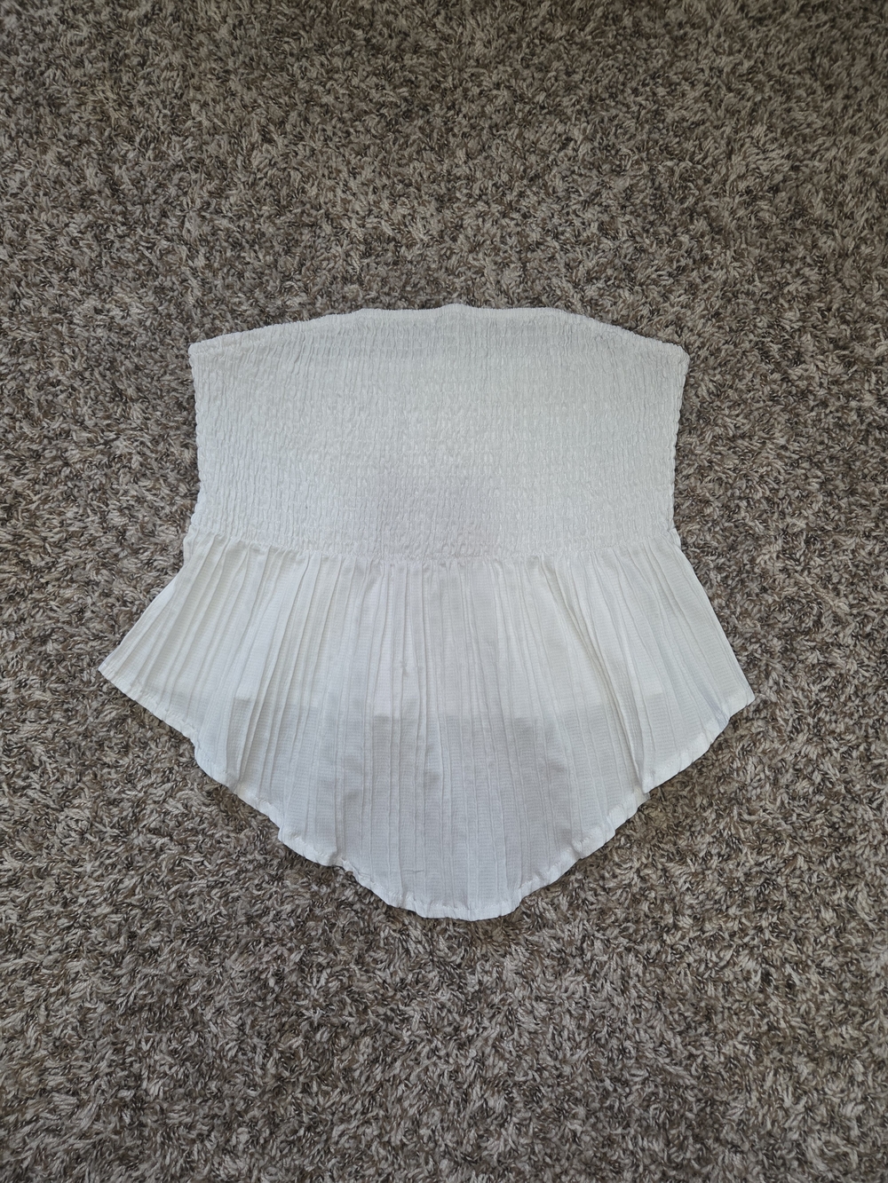 Women’s White Smocked Ruffle Shorts
